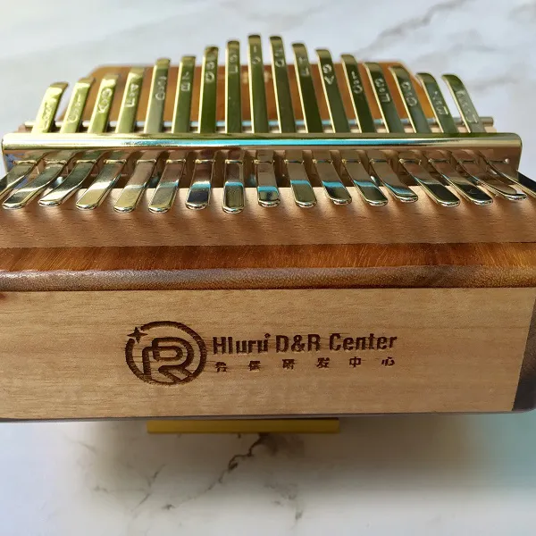 Đàn Kalimba 17 Phím Gỗ Keo Âm Đáy Classic Hluru KaLinh