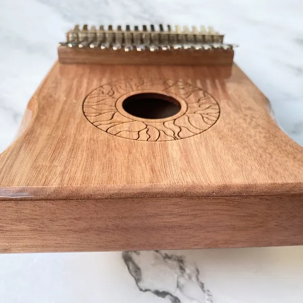 Đàn Kalimba Huashu Classic Gỗ Mahogany Nâu Tròn 17 Phím 21 Phím
