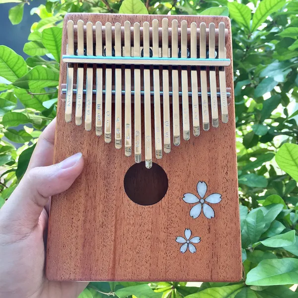 Đàn Kalimba 17 Phím Gỗ Mahogany Khảm Anh Đào Trắng KaLinh