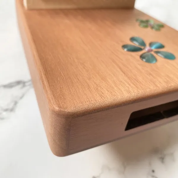 Đàn Kalimba 17 Phím Âm Đáy Khảm Hoa Purm Gỗ Mahogany / Vân Sam