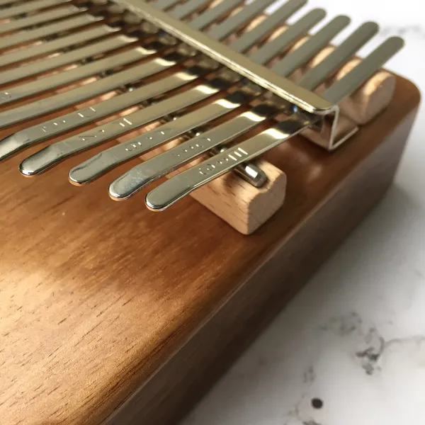 Đàn Kalimba 17 Phím Gỗ Mahogany Hươu Nâu KaLinh