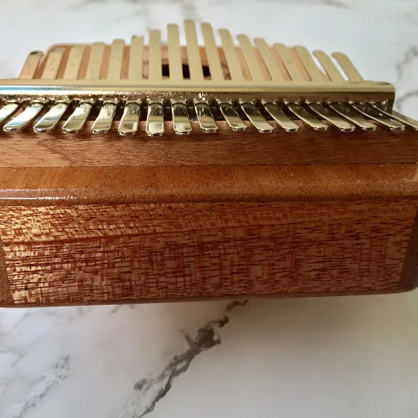 Đàn Kalimba 17 Phím Gỗ Mahogany Cổ Điển Nâu Sáng Hluru KaLinh