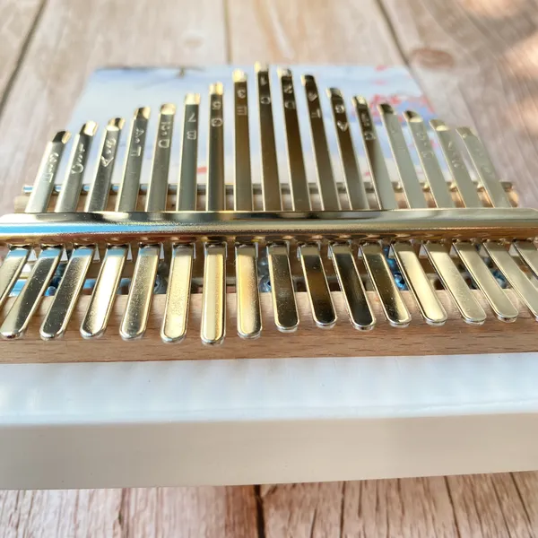 Đàn Kalimba 17 Phím Nguyên Khối Art KaLinh Thuyền Trắng