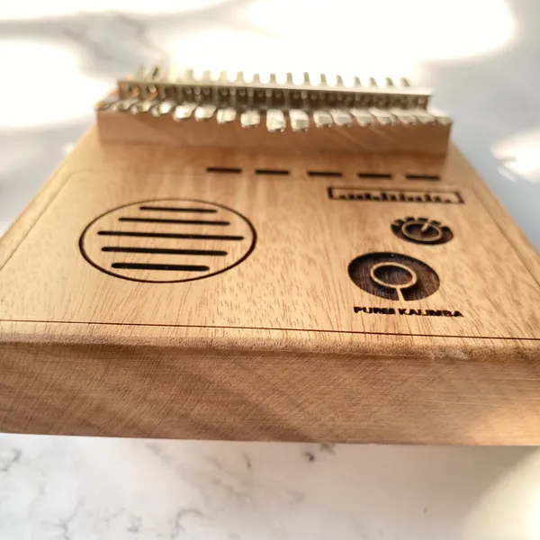 Đàn Kalimba 17 Phím Nguyên Khối Mahogany Radio Purm
