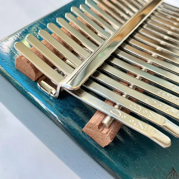 Đàn Kalimba 17 Phím Sen Huashu Màu Classic Gỗ Mahogany Bo Eo 