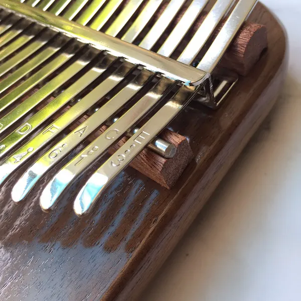 Đàn Kalimba 21 Phím Gỗ Nguyên Khối Walnut KaLinh