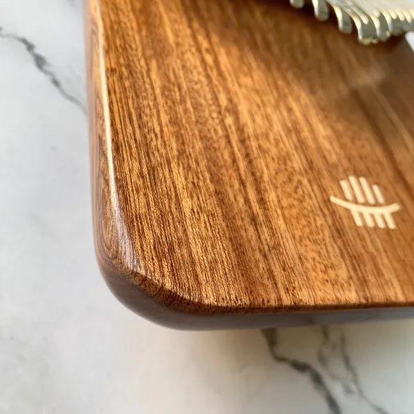 Đàn Kalimba 21 Phím Gỗ Hoàng Đàn Nguyên Khối Hluru
