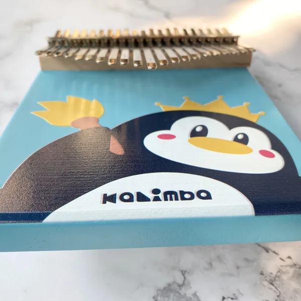 Đàn Kalimba 21 Phím Nguyên Khối Mahogany Cánh Cụt Xanh KaLinh