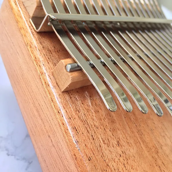 Đàn Kalimba 17 Phím Gỗ Mahogany Cổ Điển Classic Gecko KaLinh