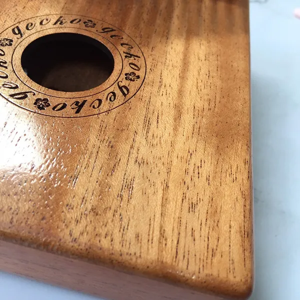 Đàn Kalimba 17 Phím Gỗ Mahogany Cổ Điển Classic Gecko KaLinh