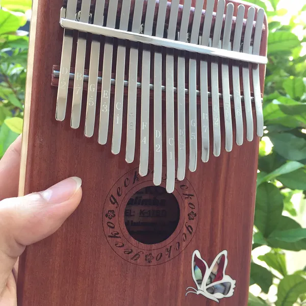 Đàn Kalimba 17 Phím Gỗ Hương Đỏ Cổ Điển Gecko KaLinh
