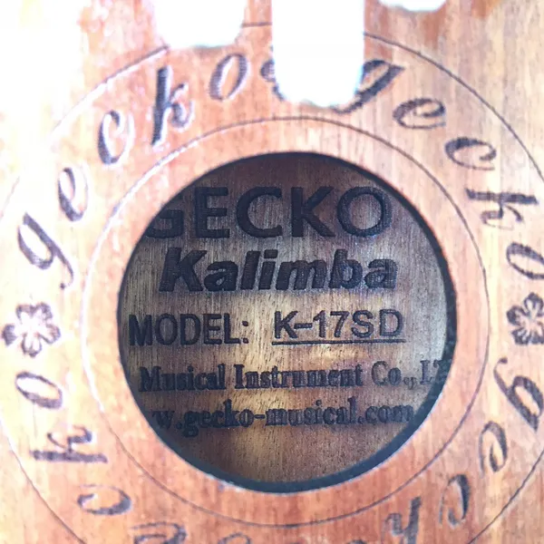 Đàn Kalimba 17 Phím Gỗ Hương Đỏ Cổ Điển Gecko KaLinh