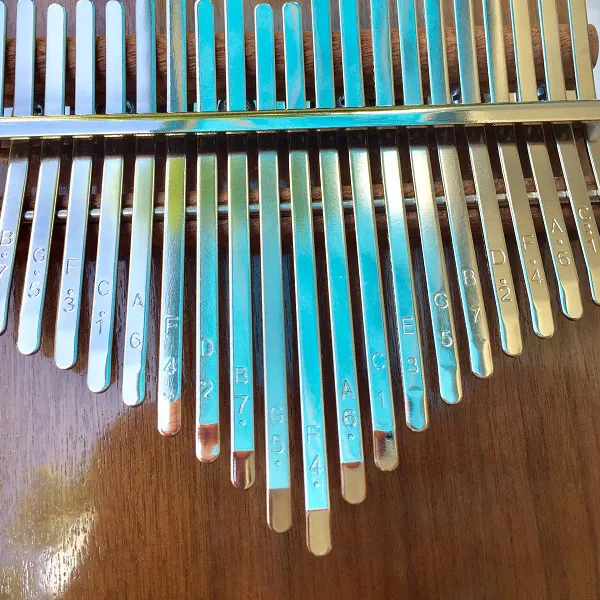 Đàn Kalimba 21 Phím Gỗ Óc Chó Âm Đáy Hluru KaLinh