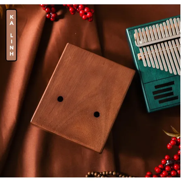 Đàn Kalimba 17 Phím Gỗ Mahogany Xanh Radio KaLinh