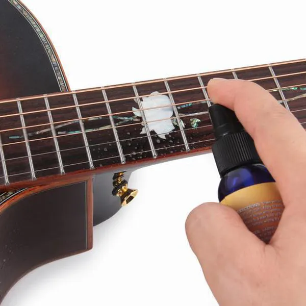Dầu Vệ Sinh Đàn Kalimba LesPoir Vàng