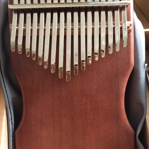 Đàn Kalimba Uốn 17 Phím Mahogany Nguyên Khối KaLinh