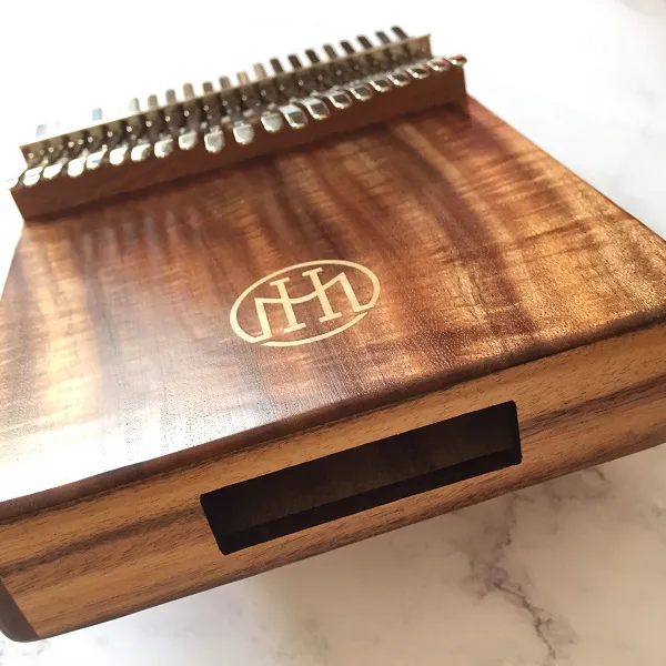 Đàn Kalimba 21 Phím Gỗ Keo Acacia Âm Đáy KaLinh