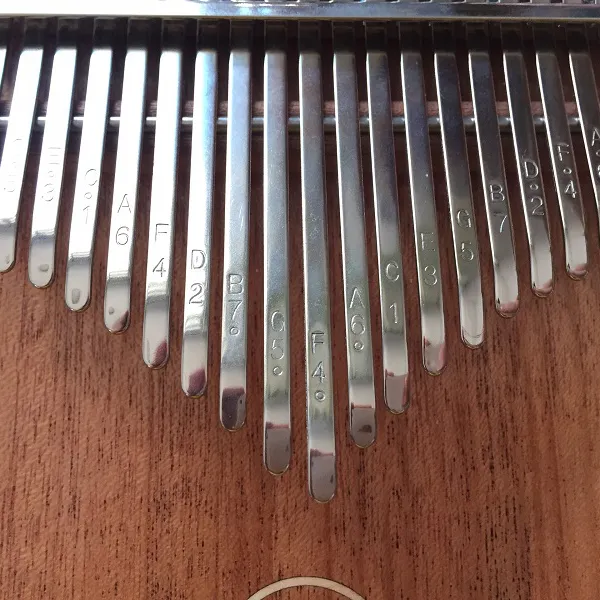 Đàn Kalimba 21 Phím Gỗ Mahogany Âm Đáy Dạng Thùng KaLinh