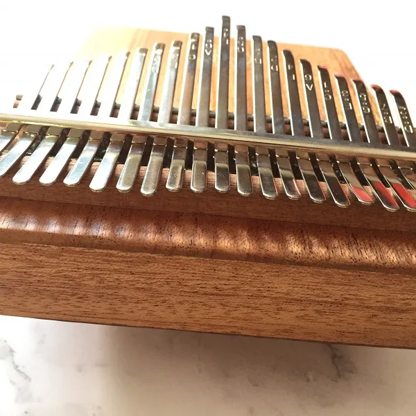 Đàn Kalimba 21 Phím Gỗ Mahogany Âm Đáy Dạng Thùng KaLinh