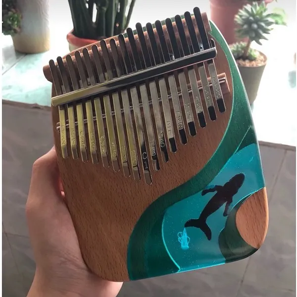 Đàn Kalimba 17 Phím Gỗ Sồi Cá Xanh KaLinh