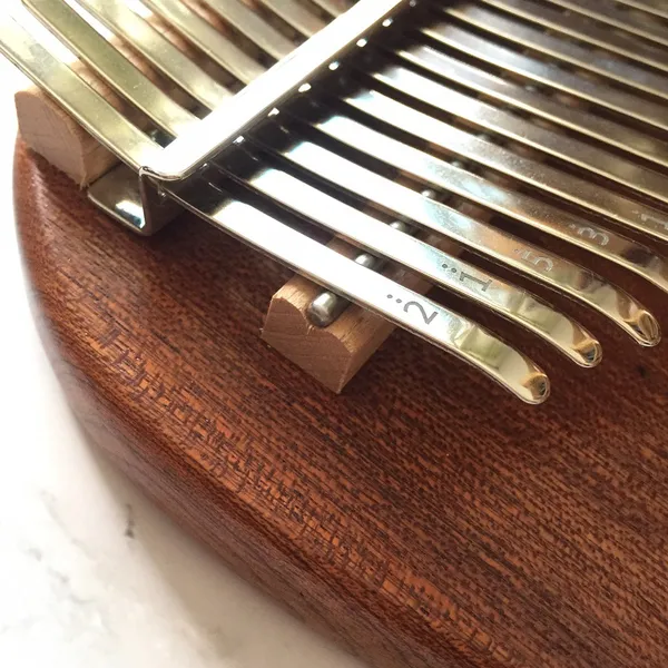 Đàn Kalimba 17 Phím Gỗ Sapele Táo Nguyên Khối KaLinh