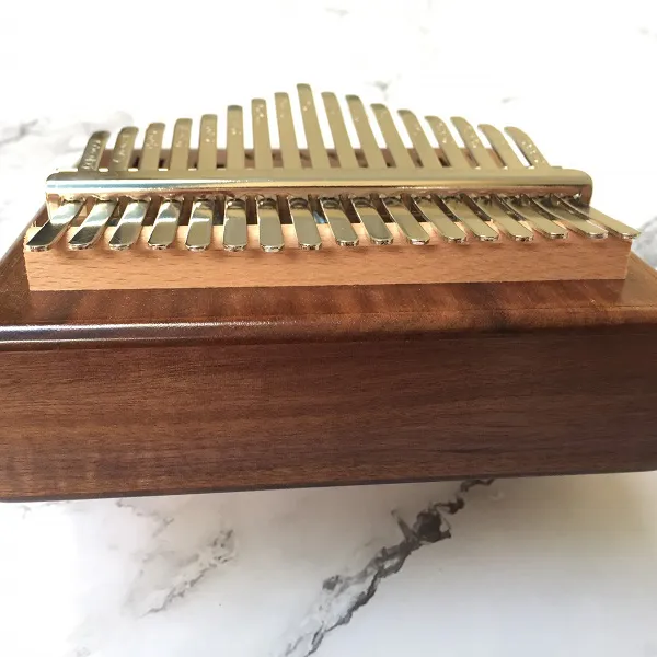 Đàn Kalimba 17 Phím Gỗ Mahogany Radio Nâu KaLinh