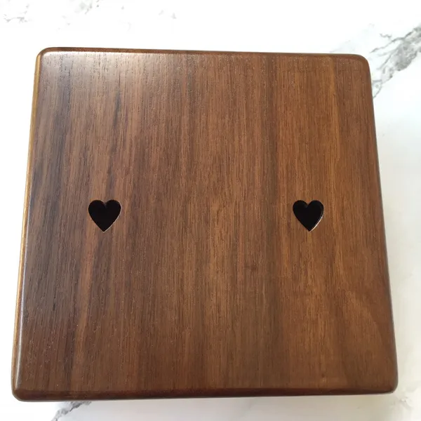 Đàn Kalimba 17 Phím Gỗ Mahogany Radio Nâu KaLinh