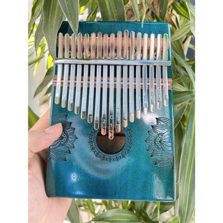 Bằng cách gì mà Kalimba lại thu hút nhiều người chơi đến thế Bằng cách gì mà Kalimba lại thu hút nhiều người chơi đến thế