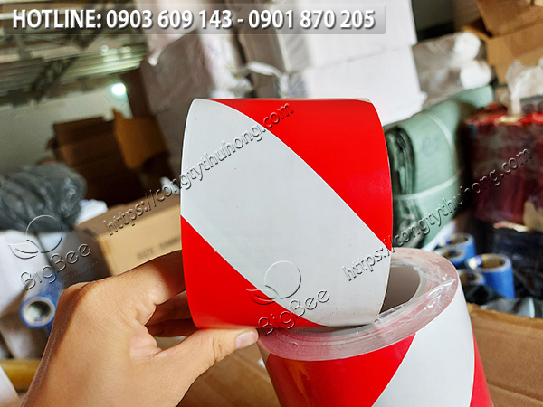 băng keo dán nền sọc đỏ trắng giá rẻ 2