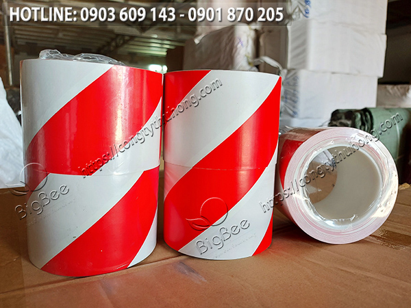 băng keo dán nền sọc đỏ trắng giá rẻ 4