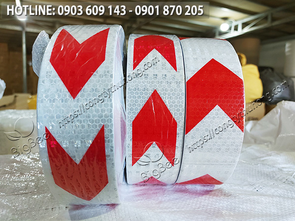băng keo phản quang dán cảnh báo 1