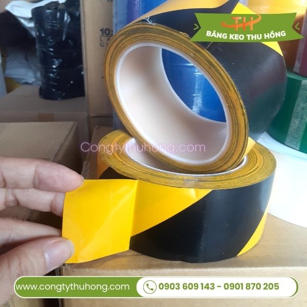 Băng keo dán sàn nền nhà Băng keo dán sàn nền nhà