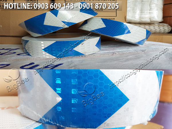 băng keo phản quang mũi tên xanh dương 3
