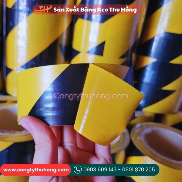 Băng keo dán nền nhà xưởng sọc vàng đen Băng keo dán nền nhà xưởng sọc vàng đen