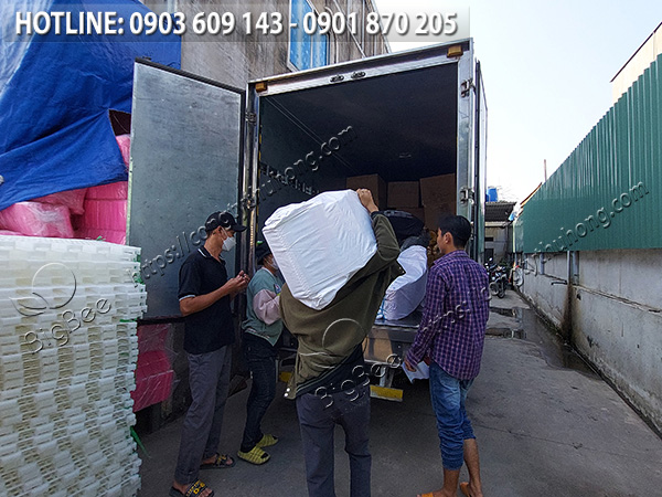 giao hàng free băng keo trong giá sỉ rẻ 3