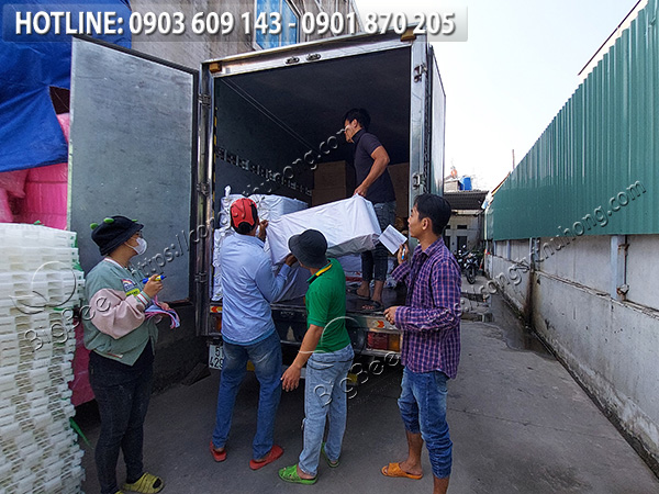 giao hàng free băng keo trong giá sỉ rẻ 5