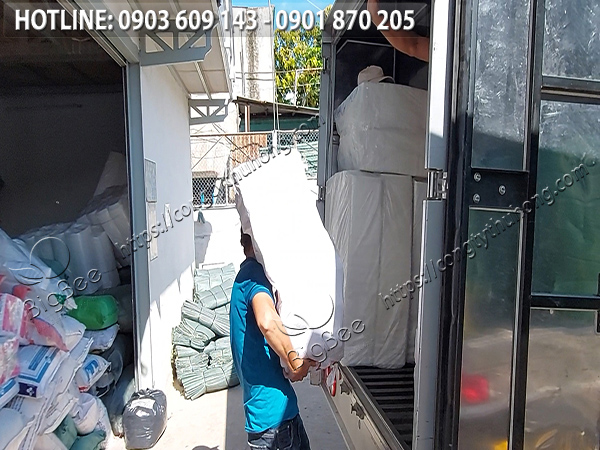 giao số lượng lớn băng keo màu giá rẻ