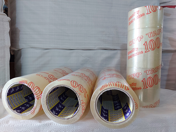 Băng keo trong cắt theo yêu cầu khách hàng khổ rộng 6F Băng keo trong cắt theo yêu cầu khách hàng khổ rộng 6F