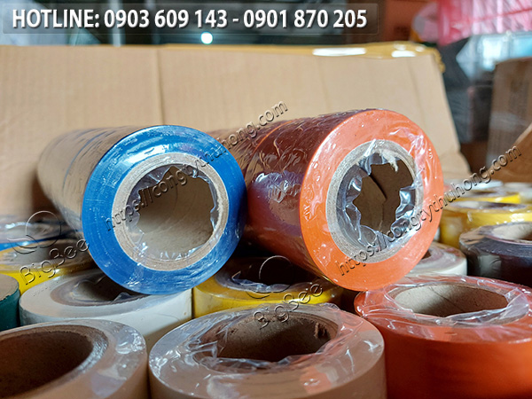 Băng keo dán nhôm PVC được sở hữu kết cấu cuộn chắc chắn Băng keo dán nhôm PVC được sở hữu kết cấu cuộn chắc chắn