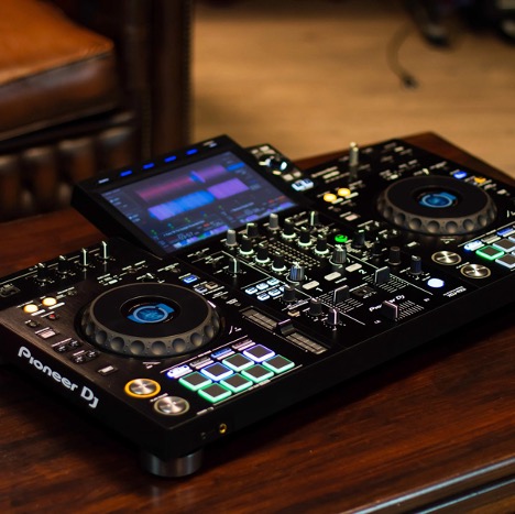 Bàn DJ Pioneer CDJ-3000 Chính Hãng | Giá Tốt 2021