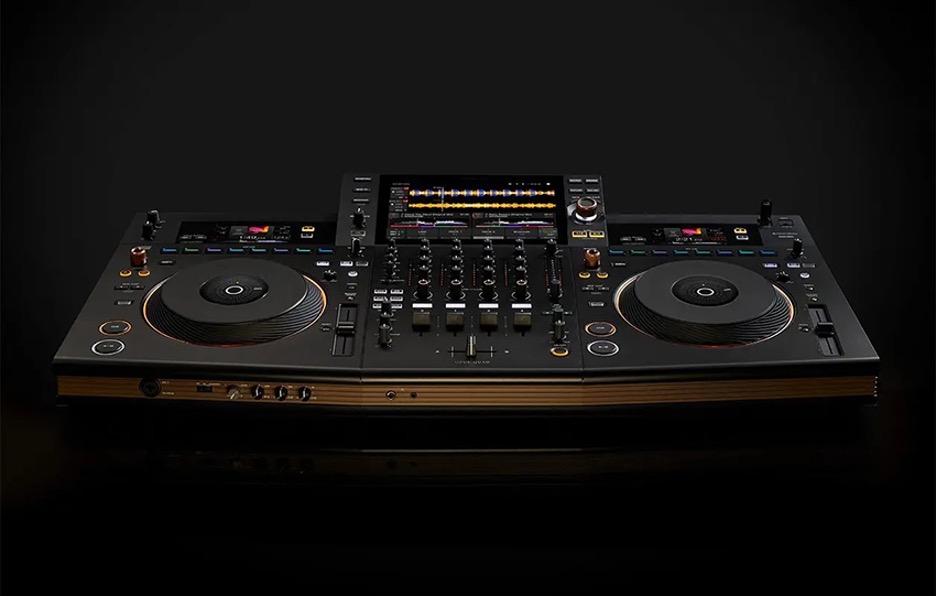 So Sánh Pioneer Dj Opus Quad Vs Pioneer XdjXz. Nên Sử Dụng Bàn Dj Nào?
