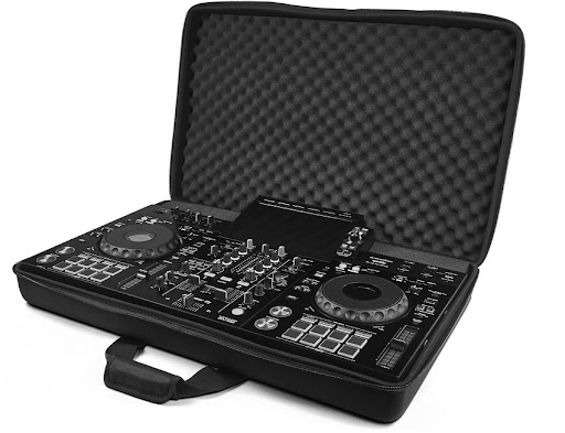 Pioneer XDJ-RX3 có thiết kế nhỏ gọn, đẹp mắt