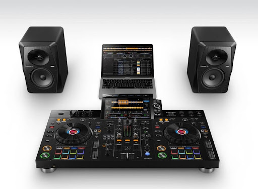 Pioneer XDJ-RX3 kết nối dễ dàng với các thiết bị khác