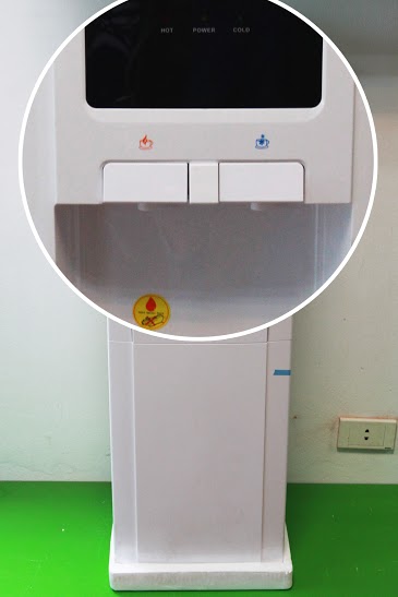 Cây nước nóng lạnh KG32N Cây nước nóng lạnh KG32N