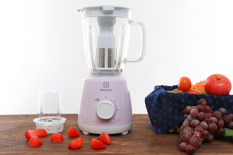Máy xay sinh tố Electrolux EBR3646 Máy xay sinh tố Electrolux EBR3646