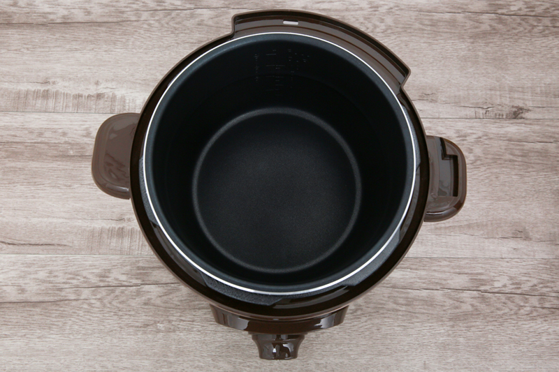 Lòng nồi chống dính - Nồi áp suất điện Bluestone PCB-5629 Lòng nồi chống dính - Nồi áp suất điện Bluestone PCB-5629