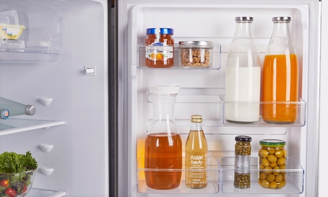 Tủ lạnh Electrolux ETB3400H-A ngăn kệ linh động