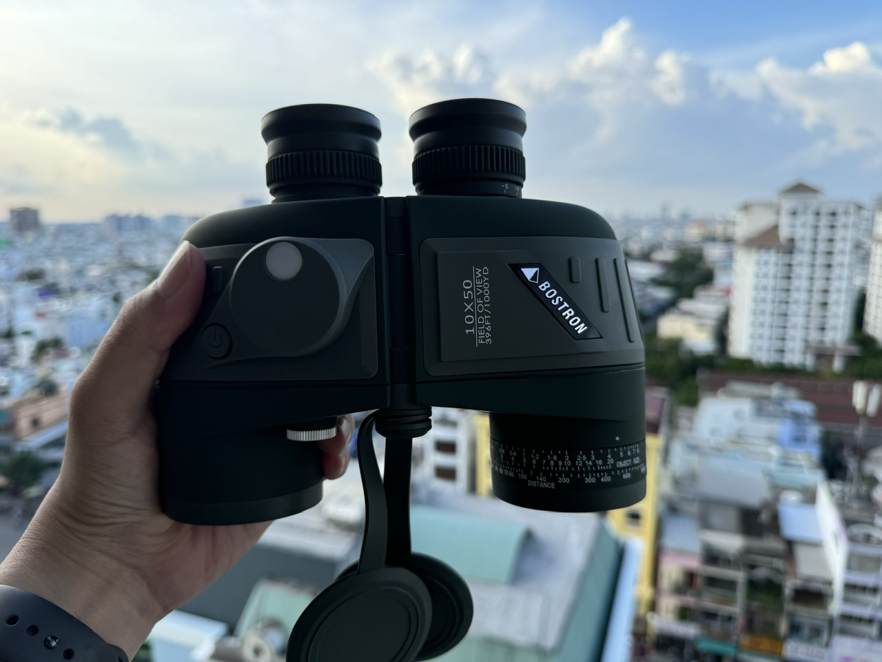 cach-doc-thong-so-ong-nhom tại ống nhòm sài gòn