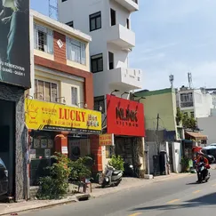 Bán Nhà mặt tiền 76 Trần Đình Xu, Quận 1