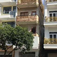 Cho thuê Nhà mặt tiền đường 471 Nguyễn Chí Thanh, P12, Quận 5, HCM